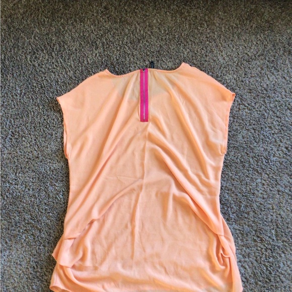 Shirts - Picture 4 of 6